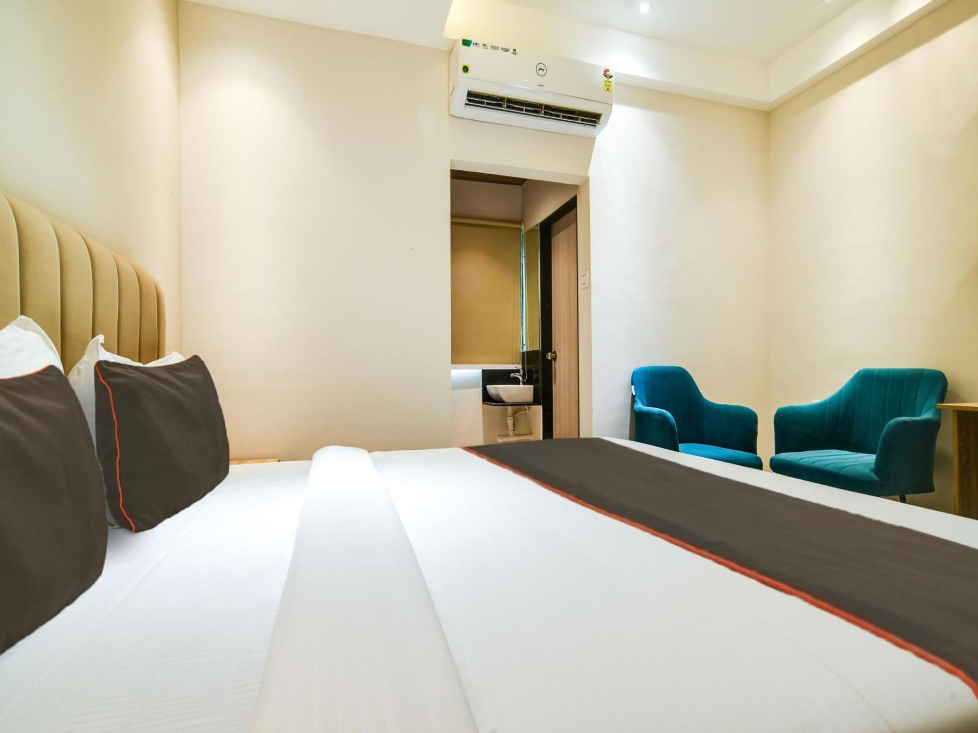 Collection O Hotel Mint Indaur Exteriér fotografie